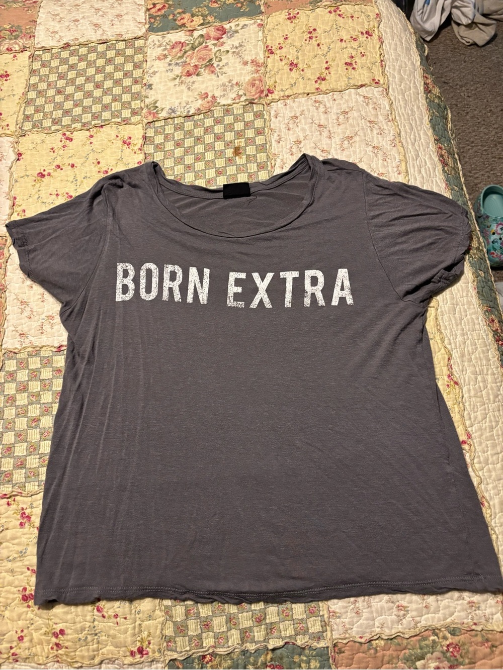 Born Extra Graphic Short Sleeve Tee - Gray